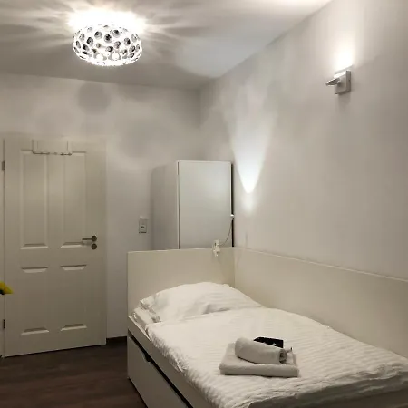 New Private Rooms Fürth Eksteriør billede